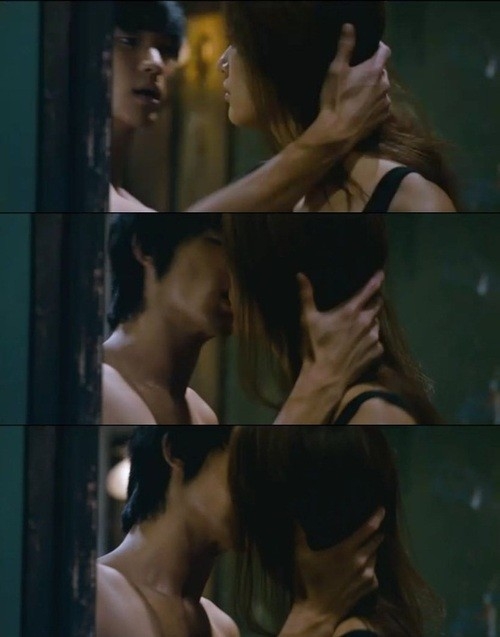 thieves-kim-soo-hyun-jun-ji-hyun-kiss-scene-too-intense (1)